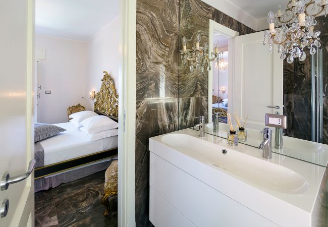 Villa a Capo d´Orlando - Lussuosa villa con piscina a Capo D'Orlando Villa a Capo d´Orlando - Lussuosa villa con piscina a Capo D'Orlando