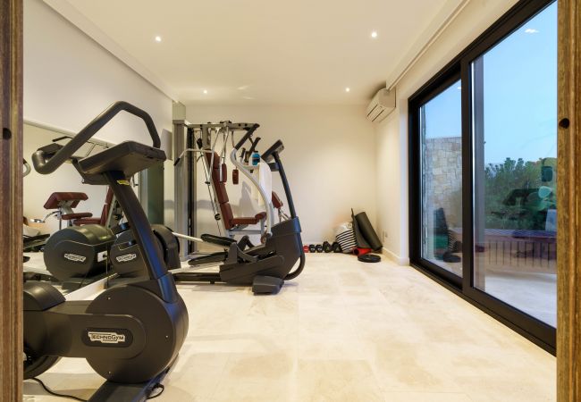 Villa a Siracusa - Villa con piscina ed accesso privato alla scogliera a Siracusa, Sicilia Villa a Siracusa - Villa con piscina ed accesso privato alla scogliera a Siracusa, Sicilia