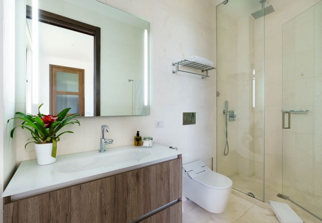 Villa a Siracusa - Villa con piscina ed accesso privato alla scogliera a Siracusa, Sicilia Villa a Siracusa - Villa con piscina ed accesso privato alla scogliera a Siracusa, Sicilia