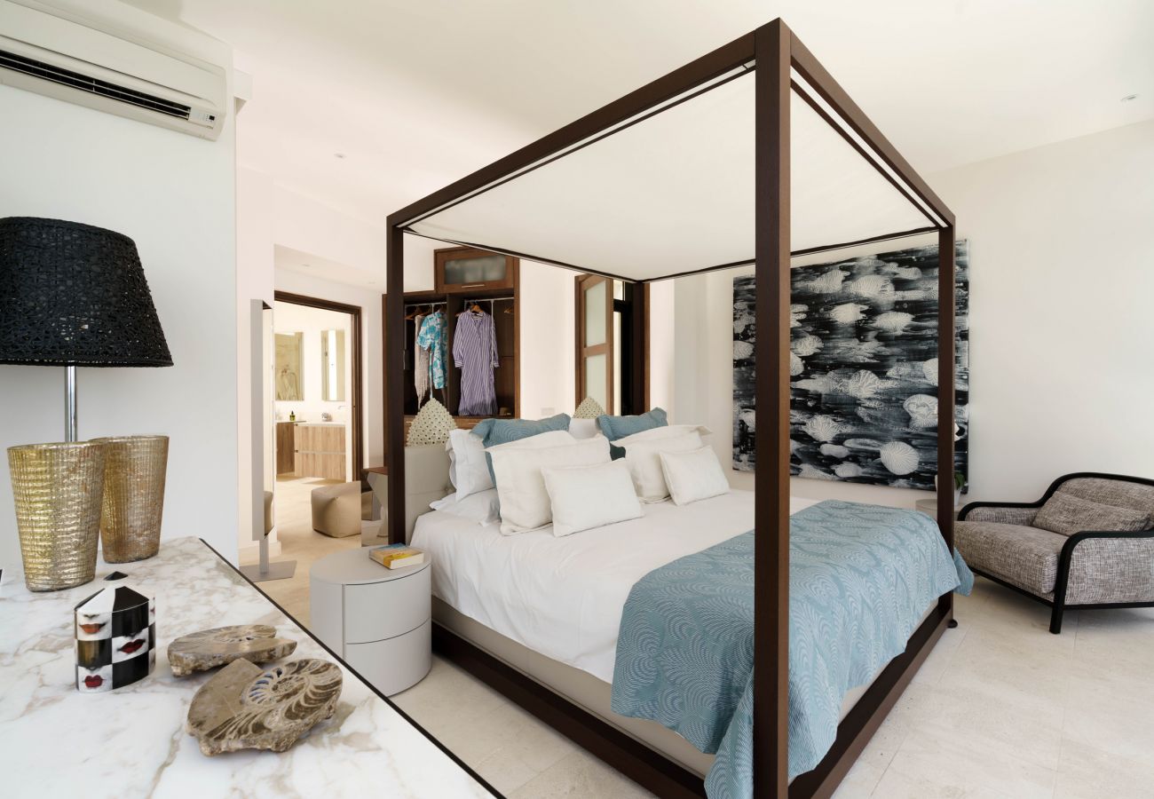 Villa a Siracusa - Villa con piscina ed accesso privato alla scogliera a Siracusa, Sicilia