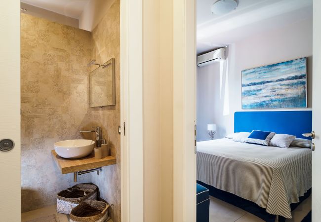 Casa a San Vito Lo Capo - Confortevole casa situata a pochi passi dalla splendida spiaggia di San Vito lo Capo Casa a San Vito Lo Capo - Confortevole casa situata a pochi passi dalla splendida spiaggia di San Vito lo Capo