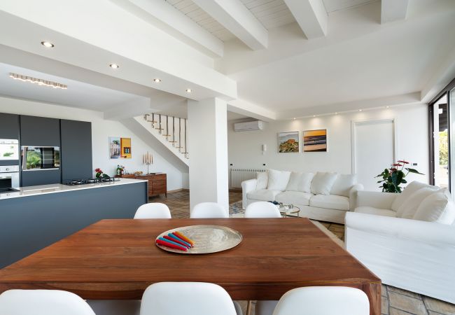 Villa a Ribera - Lussuosa villa con piscina situata nei dintorni di Ribera, Agrigento, Sicily – 6 pax Villa a Ribera - Lussuosa villa con piscina situata nei dintorni di Ribera, Agrigento, Sicily – 6 pax