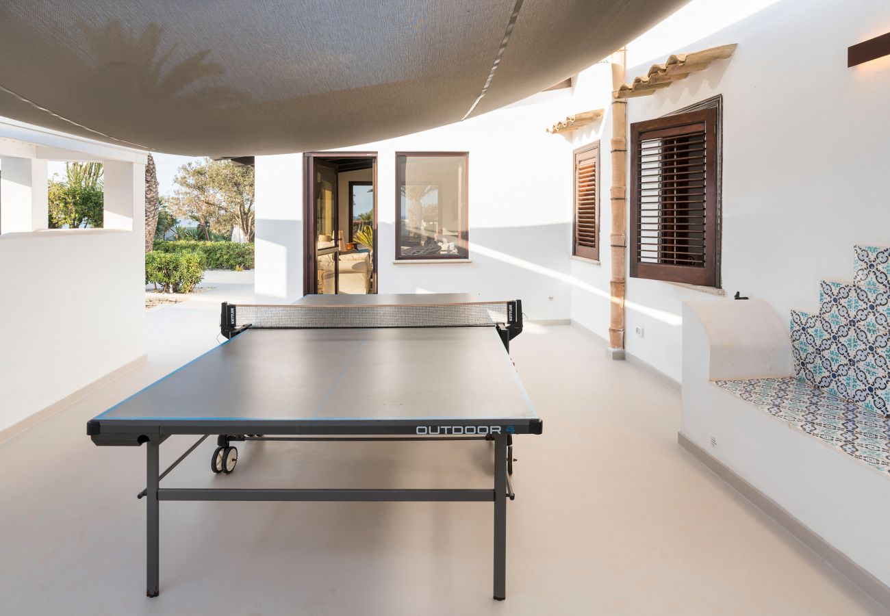 Villa a San Vito Lo Capo - Bella villa con piscina a poche centinaia di metri dalla spiaggia di San Vito Lo Capo