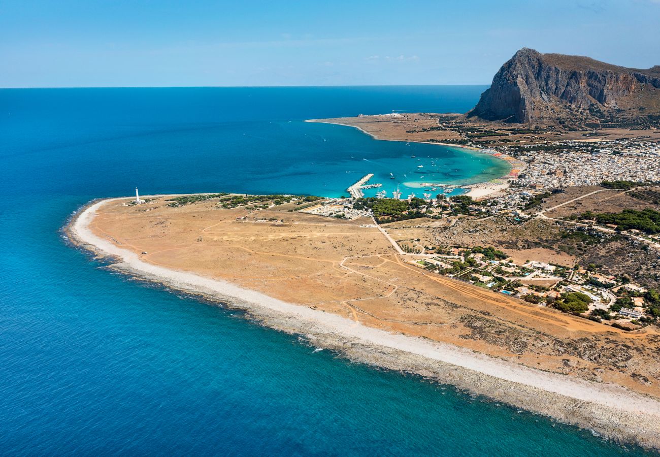 Villa a San Vito Lo Capo - Bella villa con piscina a poche centinaia di metri dalla spiaggia di San Vito Lo Capo
