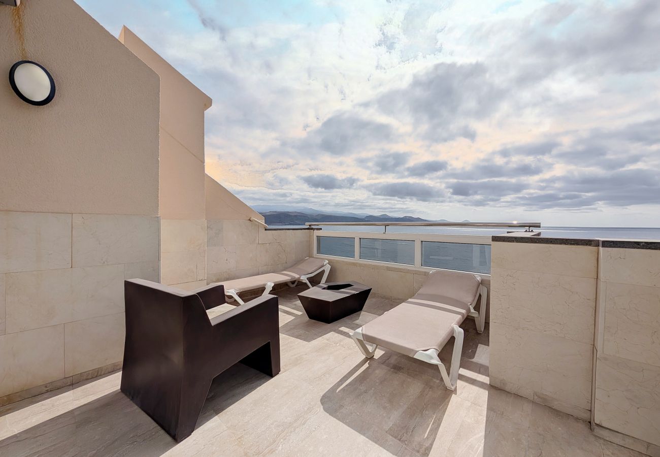 Casa a Las Palmas de Gran Canaria - Awesome beachfront terrace By CanariasGetaway 