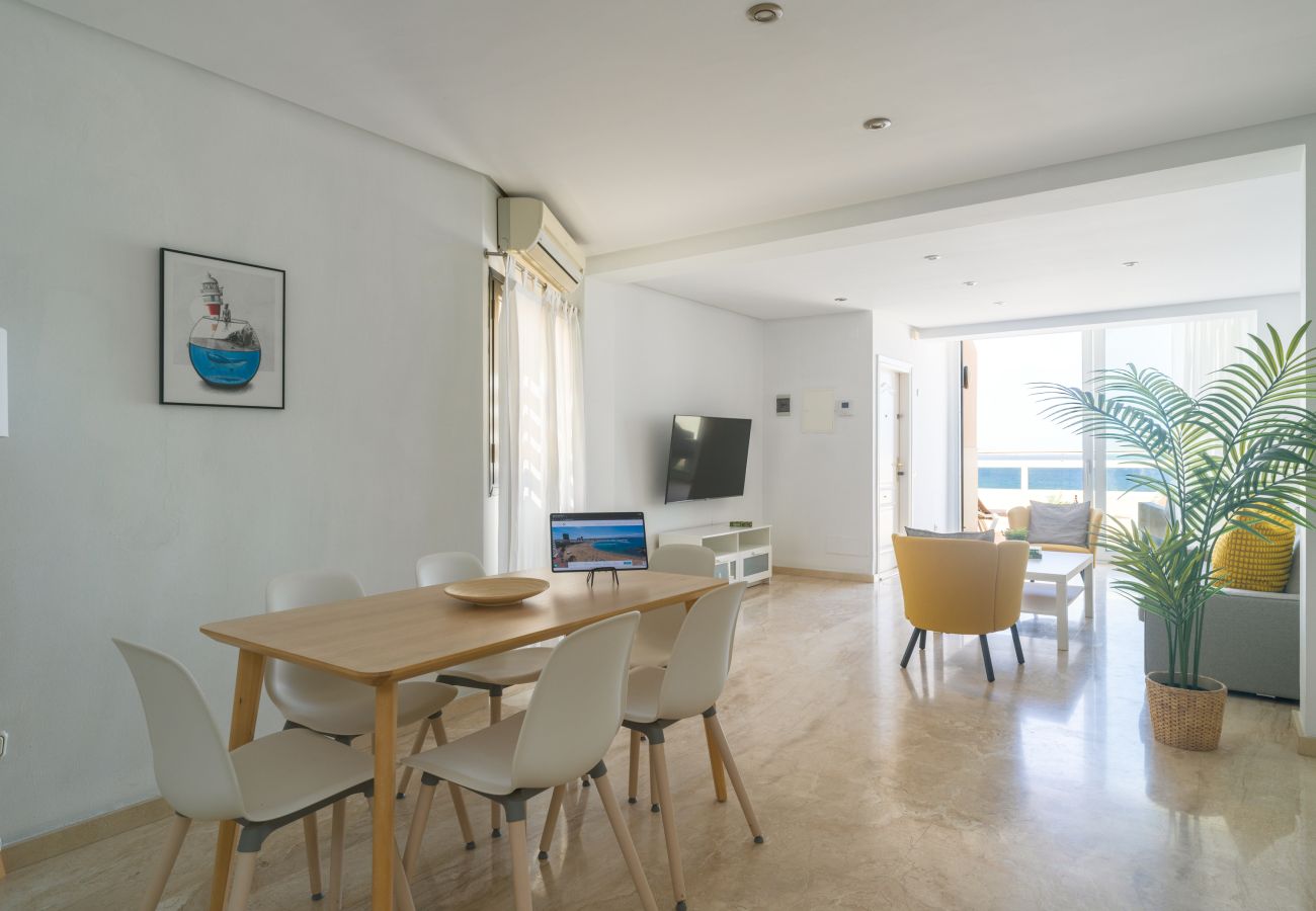 Casa a Las Palmas de Gran Canaria - Awesome beachfront terrace By CanariasGetaway 