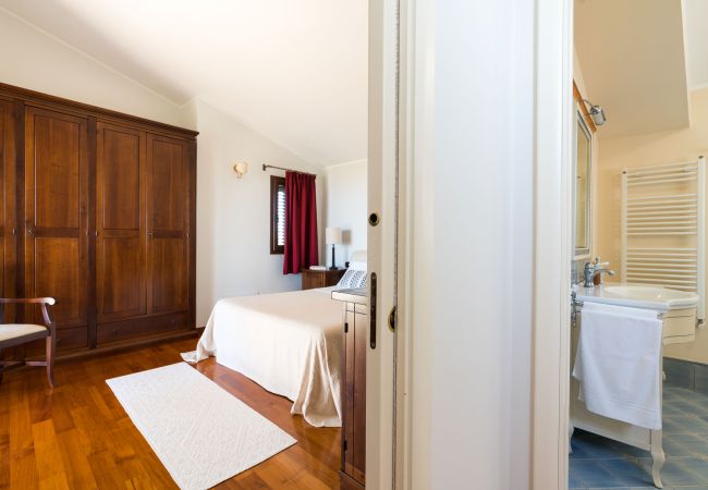 Villa a Paceco - Confortevole villa con piscina situata in splendida posizione panoramica nei dintorni di Trapani Villa a Paceco - Confortevole villa con piscina situata in splendida posizione panoramica nei dintorni di Trapani