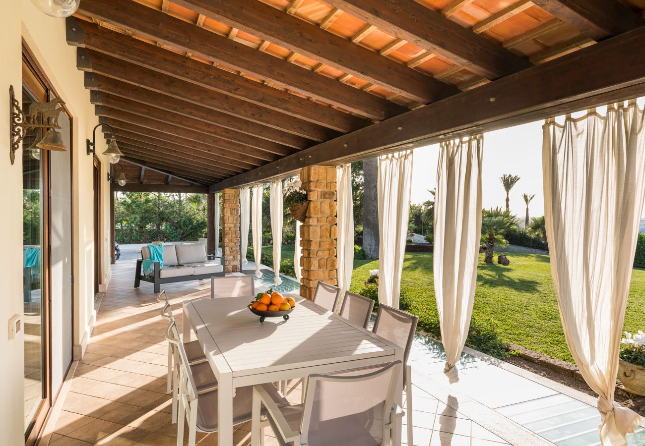 Villa a Paceco - Confortevole villa con piscina situata in splendida posizione panoramica nei dintorni di Trapani