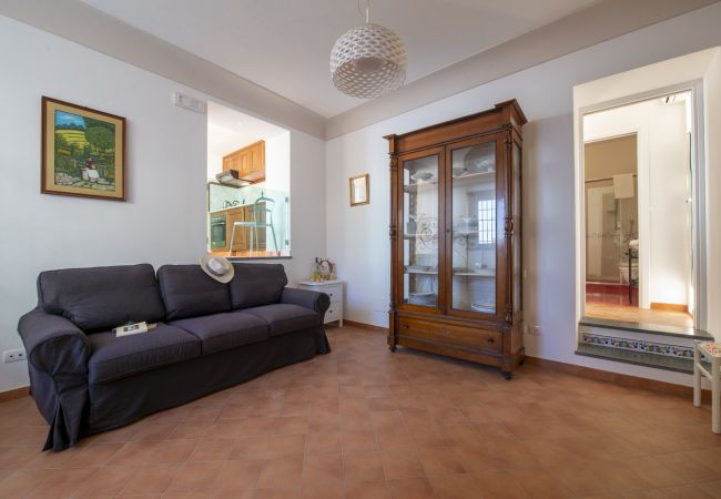 Appartamento a Praiano - Casa Cimino A - Grazioso appartamento con vista mozzafiato su Capri e Positano Appartamento a Praiano - Casa Cimino A - Grazioso appartamento con vista mozzafiato su Capri e Positano