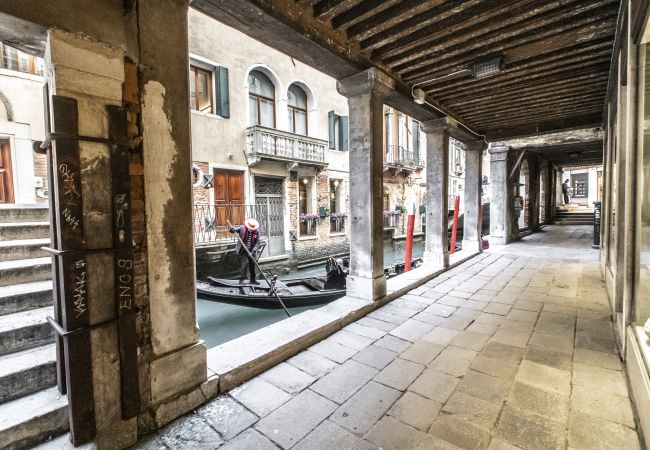 Appartamento a Venezia - Ca' Delle Acque Deluxe Apartment R&R Appartamento a Venezia - Ca' Delle Acque Deluxe Apartment R&R