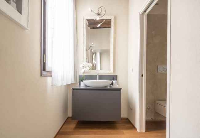 Appartamento a Venezia - Santa Fosca Design Apartment R&R Appartamento a Venezia - Santa Fosca Design Apartment R&R