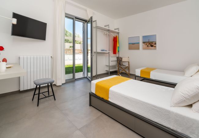 Villa a Noto - Bella villa con piscina, 300 metri dalla spiaggia, San Lorenzo, Sicilia Villa a Noto - Bella villa con piscina, 300 metri dalla spiaggia, San Lorenzo, Sicilia