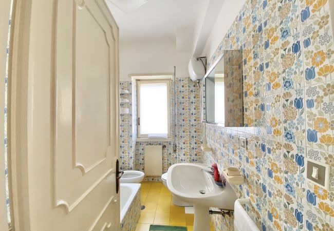 Appartamento a Sperlonga - Confortevole Quadrilocale con giardino e garage Appartamento a Sperlonga - Confortevole Quadrilocale con giardino e garage