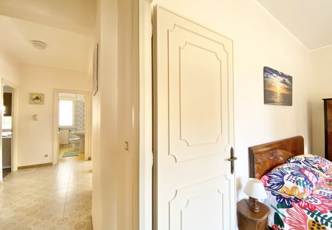 Appartamento a Sperlonga - Confortevole Quadrilocale con giardino e garage Appartamento a Sperlonga - Confortevole Quadrilocale con giardino e garage