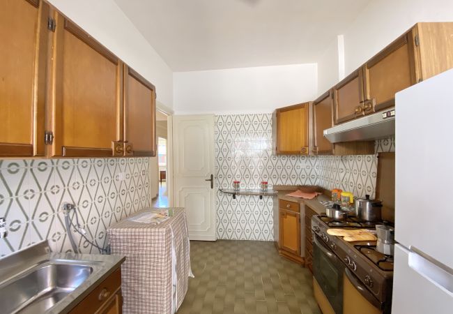 Appartamento a Sperlonga - Confortevole Quadrilocale con giardino e garage Appartamento a Sperlonga - Confortevole Quadrilocale con giardino e garage