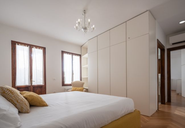 Appartamento a Venezia - Venetian Palace Terrace Apartment R&R Appartamento a Venezia - Venetian Palace Terrace Apartment R&R