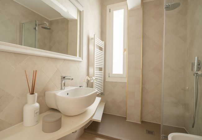 Appartamento a Venezia - Venetian Palace Blue Apartment R&R Appartamento a Venezia - Venetian Palace Blue Apartment R&R