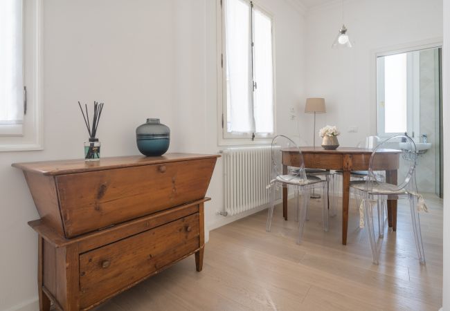 Appartamento a Venezia - Venetian Palace Blue Apartment R&R Appartamento a Venezia - Venetian Palace Blue Apartment R&R