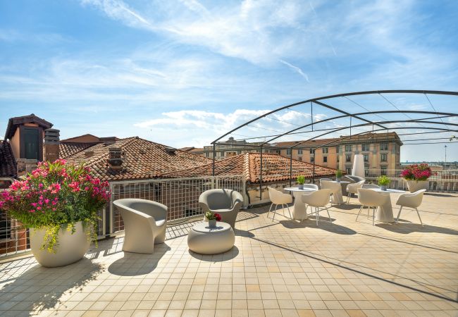 Appartamento a Venezia - Venetian Palace Blue Apartment R&R Appartamento a Venezia - Venetian Palace Blue Apartment R&R