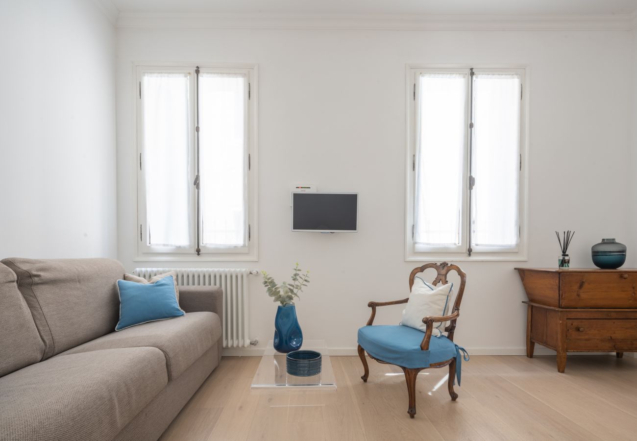 Appartamento a Venezia - Venetian Palace Blue Apartment R&R
