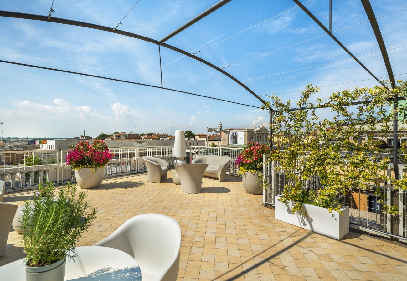 Appartamento a Venezia - Venetian Palace Blue Apartment R&R