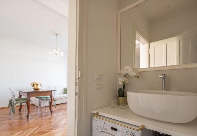 Appartamento a Venezia - Venetian Palace Green Apartment R&R Appartamento a Venezia - Venetian Palace Green Apartment R&R