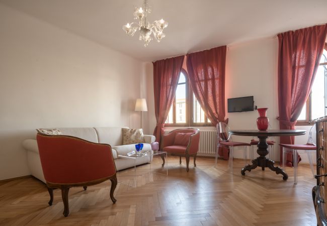 Appartamento a Venezia - Venetian Palace Red Apartment R&R Appartamento a Venezia - Venetian Palace Red Apartment R&R