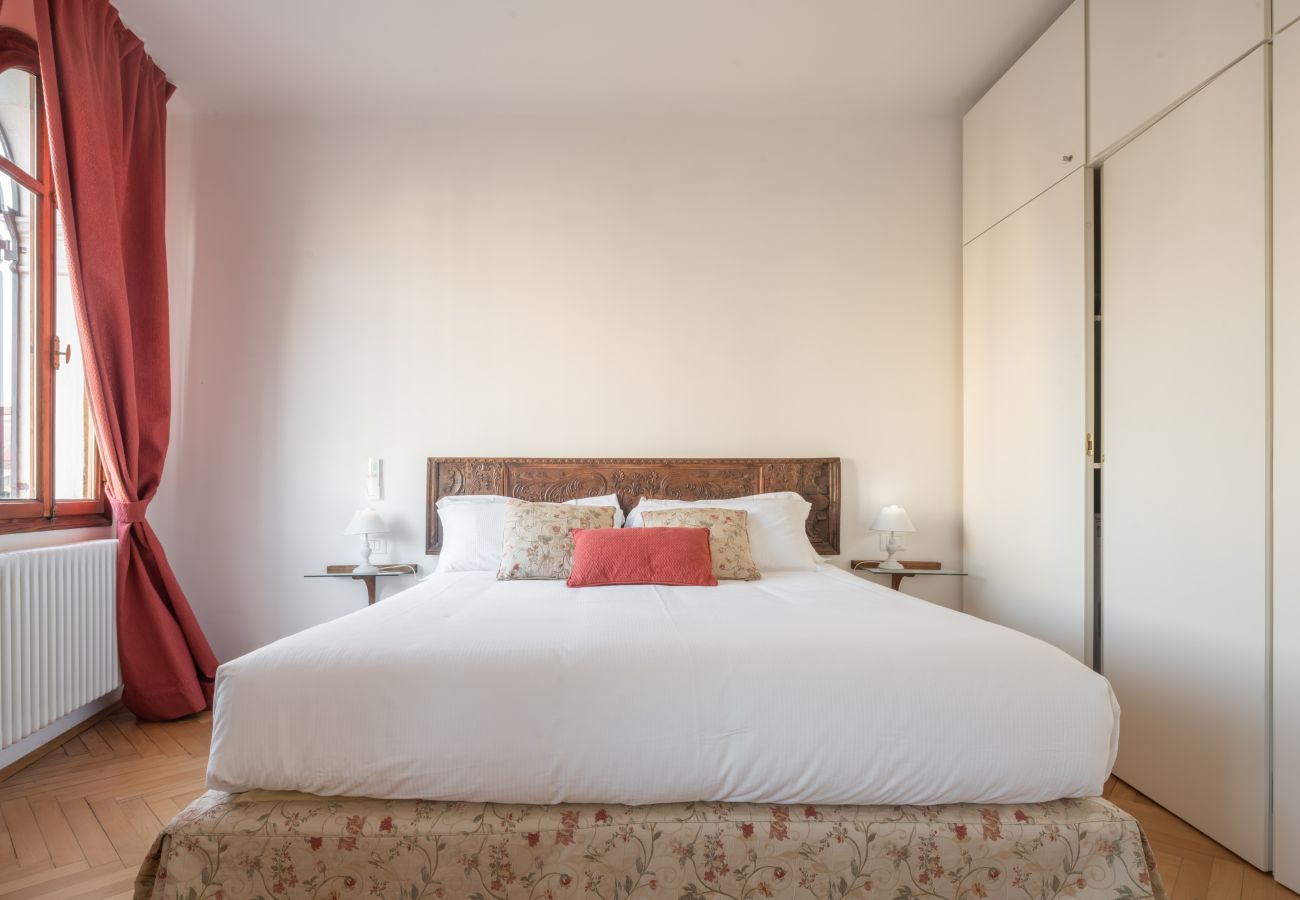 Appartamento a Venezia - Venetian Palace Red Apartment R&R