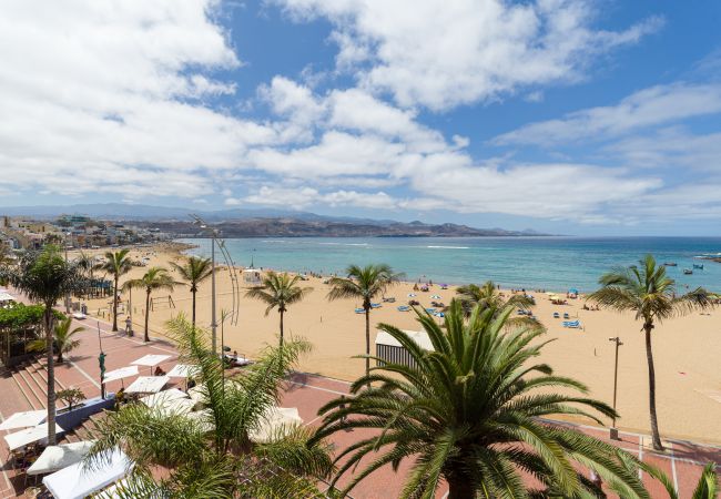 Casa a Las Palmas de Gran Canaria - Huge Balcony over Las Canteras By CanariasGetaway  Casa a Las Palmas de Gran Canaria - Huge Balcony over Las Canteras By CanariasGetaway