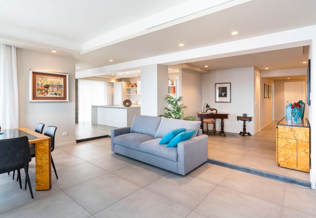 Villa a Stazzo - Lussuosa villa sul mare con piscina privata a Stazzo, Sicilia Villa a Stazzo - Lussuosa villa sul mare con piscina privata a Stazzo, Sicilia