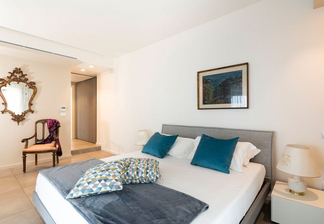 Villa a Stazzo - Lussuosa villa sul mare con piscina privata a Stazzo, Sicilia Villa a Stazzo - Lussuosa villa sul mare con piscina privata a Stazzo, Sicilia