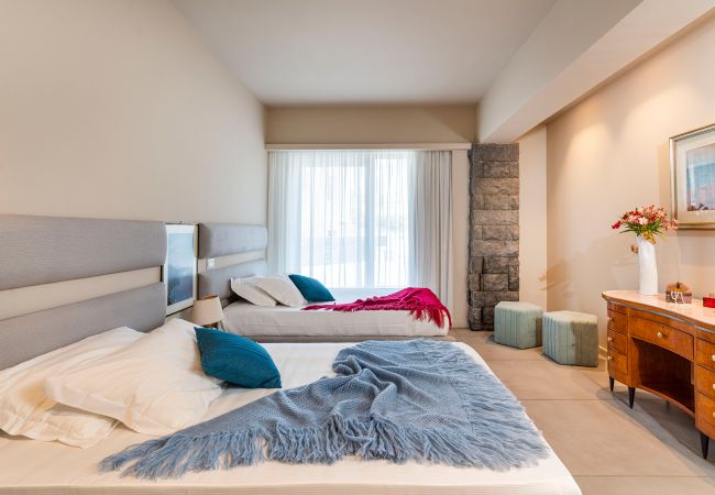 Villa a Stazzo - Lussuosa villa sul mare con piscina privata a Stazzo, Sicilia Villa a Stazzo - Lussuosa villa sul mare con piscina privata a Stazzo, Sicilia