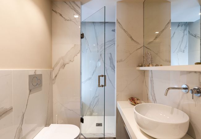 Villa a Stazzo - Lussuosa villa sul mare con piscina privata a Stazzo, Sicilia Villa a Stazzo - Lussuosa villa sul mare con piscina privata a Stazzo, Sicilia