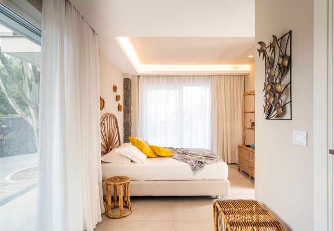 Villa a Stazzo - Lussuosa villa sul mare con piscina privata a Stazzo, Sicilia Villa a Stazzo - Lussuosa villa sul mare con piscina privata a Stazzo, Sicilia