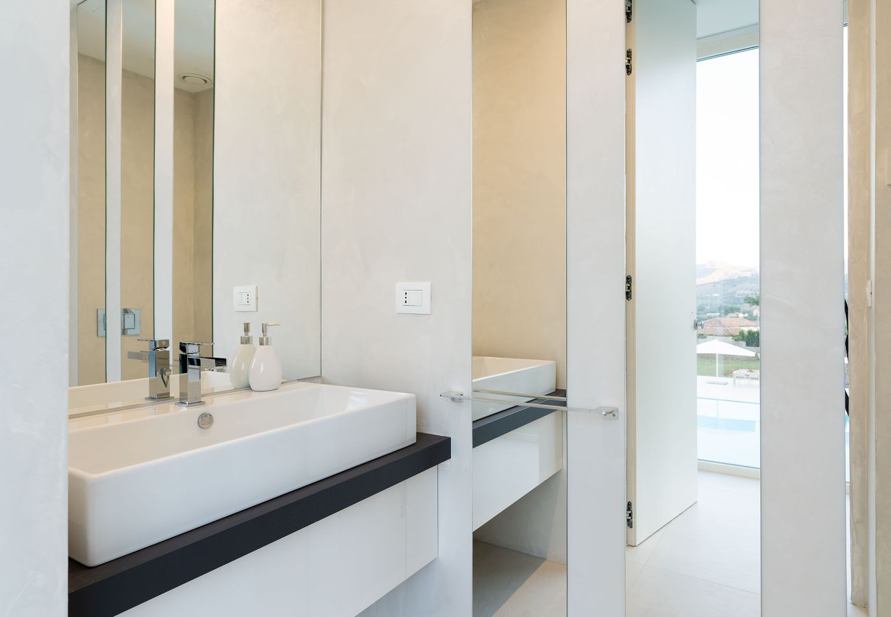 Villa a Calatabiano - Lussuosa villa con piscina vicino Taormina, Sicilia