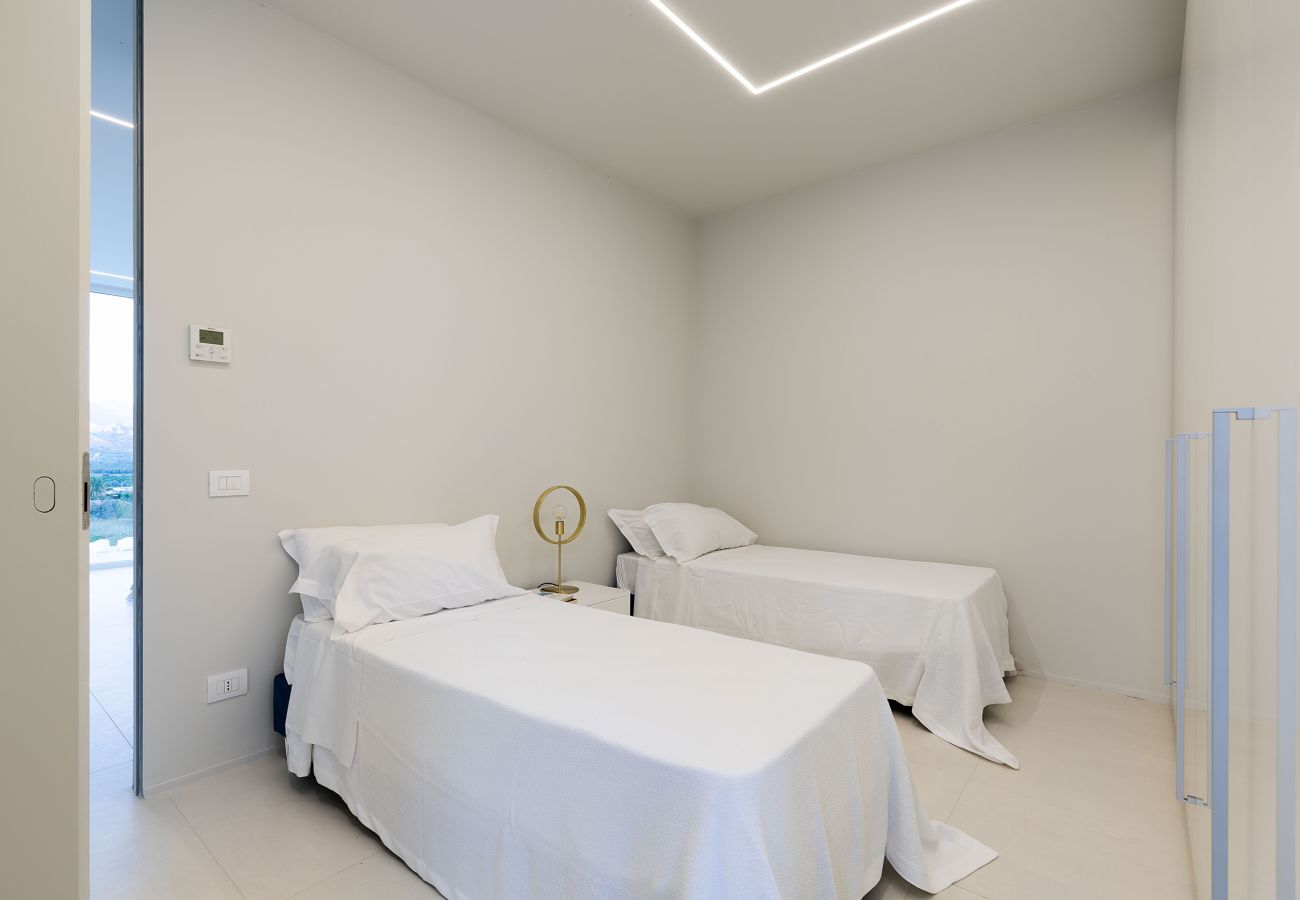 Villa a Calatabiano - Lussuosa villa con piscina vicino Taormina, Sicilia