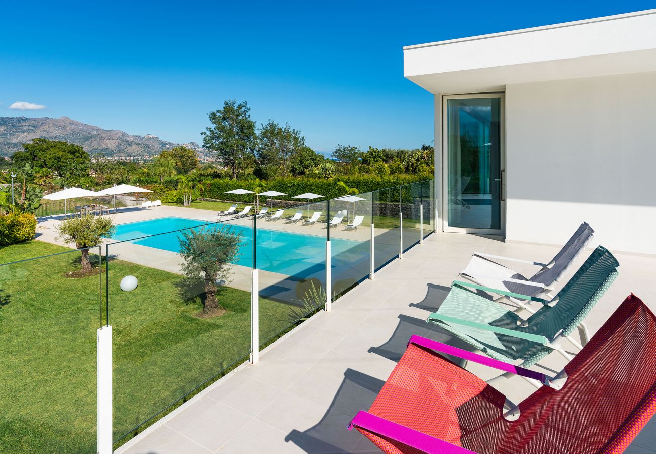 Villa a Calatabiano - Lussuosa villa con piscina vicino Taormina, Sicilia