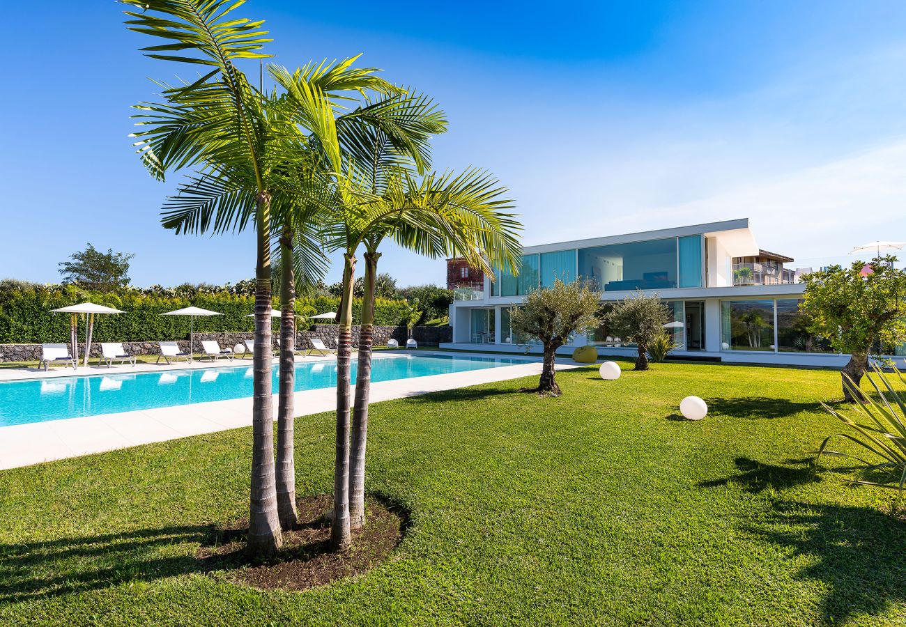 Villa a Calatabiano - Lussuosa villa con piscina vicino Taormina, Sicilia