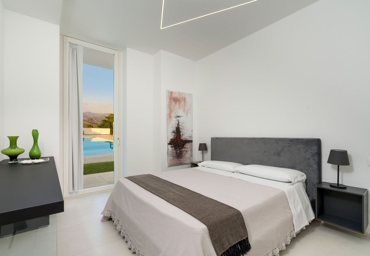 Villa a Calatabiano - Lussuosa villa con piscina vicino Taormina, Sicilia