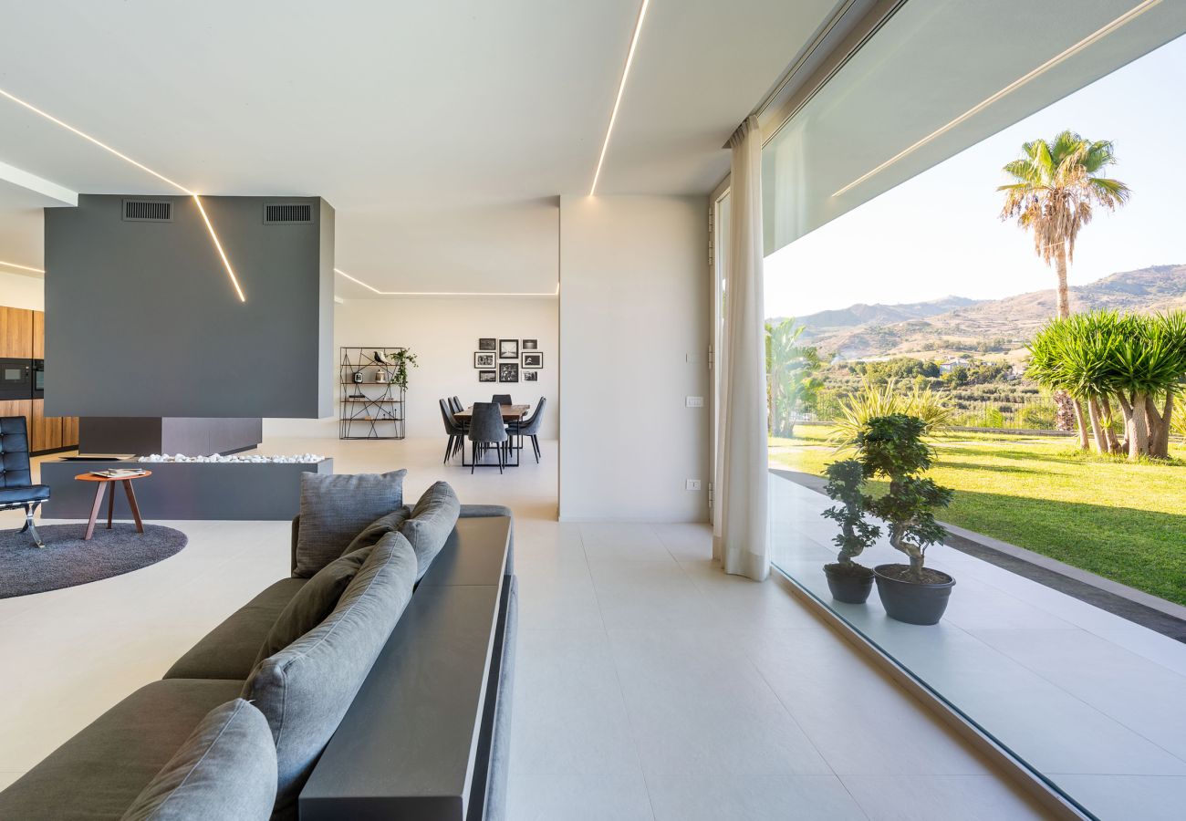 Villa a Calatabiano - Lussuosa villa con piscina vicino Taormina, Sicilia