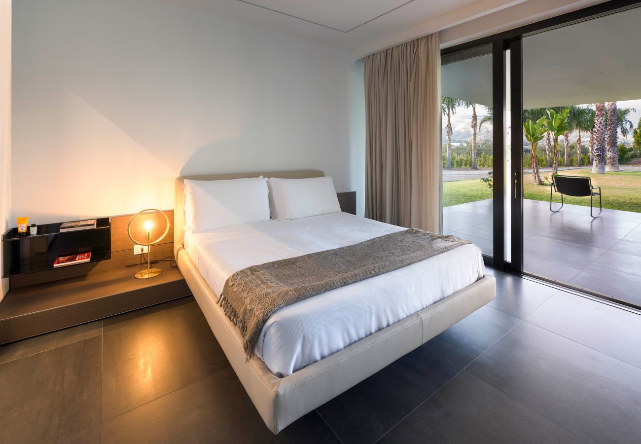 Villa a Calatabiano - Lussuosa villa con piscina vicino Taormina, Sicilia