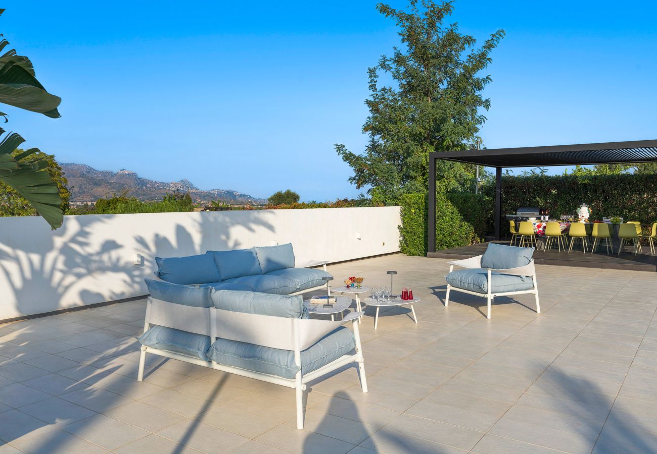 Villa a Calatabiano - Lussuosa villa con piscina vicino Taormina, Sicilia