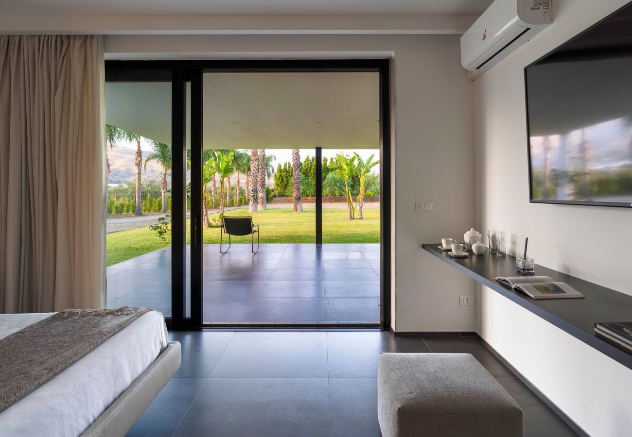 Villa a Calatabiano - Lussuosa villa con piscina vicino Taormina, Sicilia