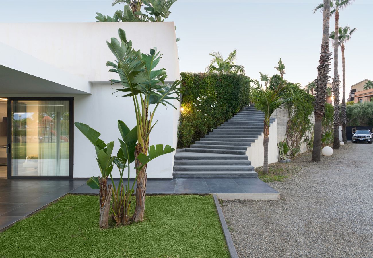 Villa a Calatabiano - Lussuosa villa con piscina vicino Taormina, Sicilia