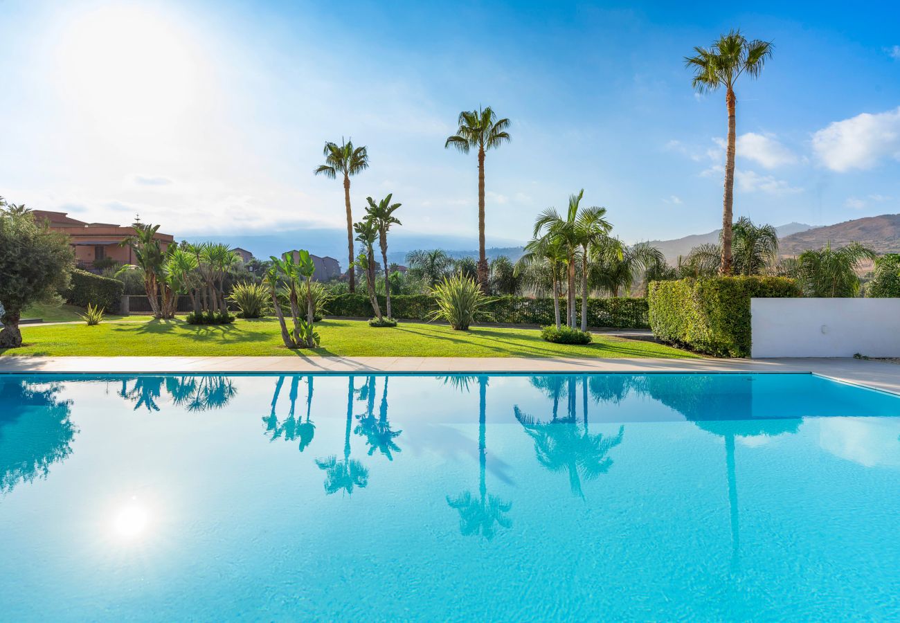 Villa a Calatabiano - Lussuosa villa con piscina vicino Taormina, Sicilia