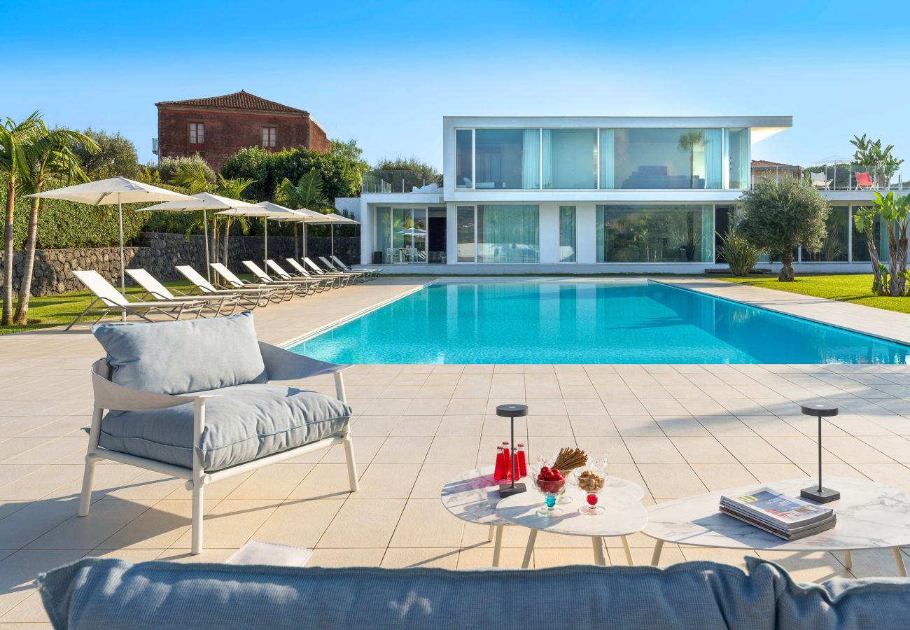 Villa a Calatabiano - Lussuosa villa con piscina vicino Taormina, Sicilia