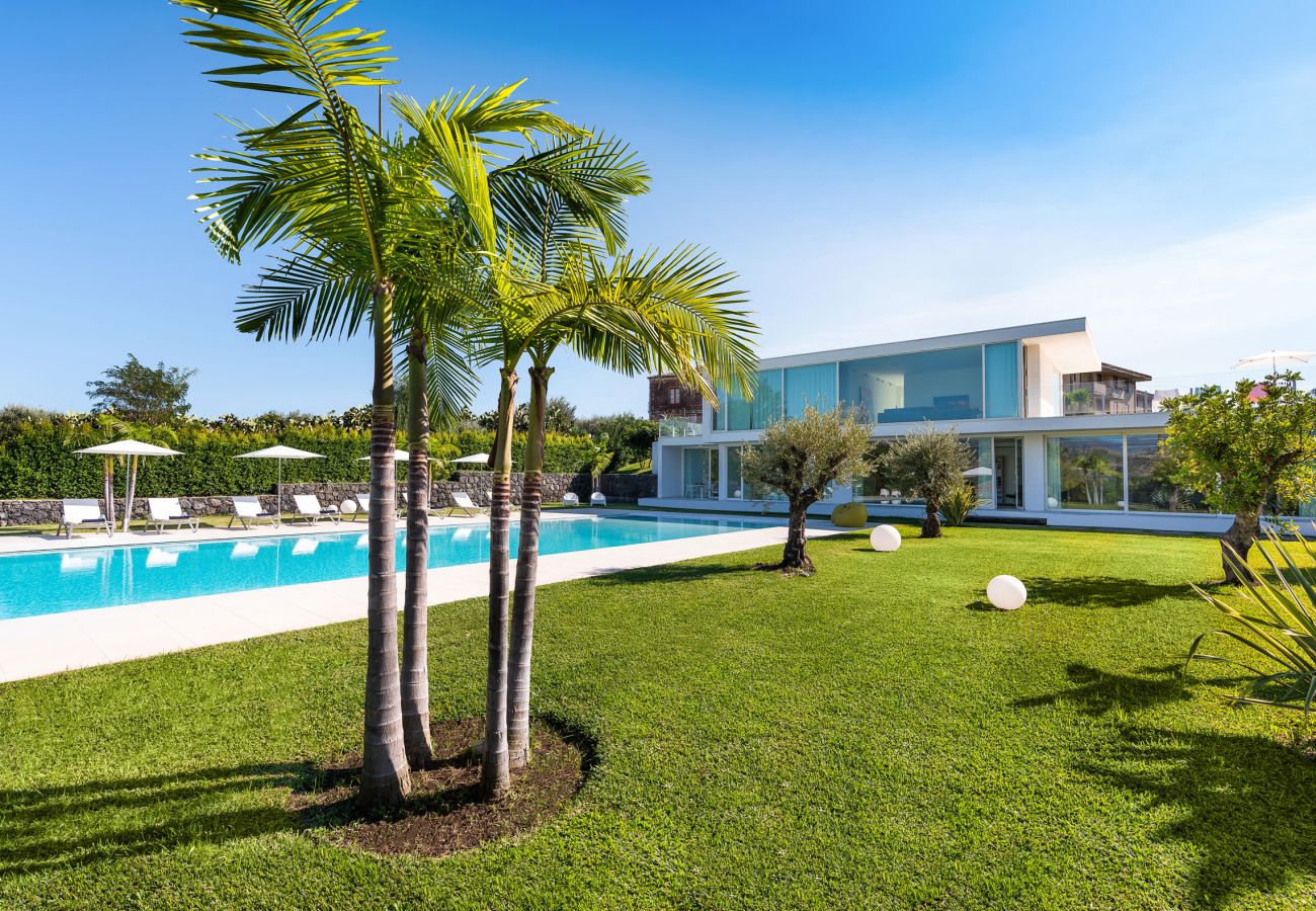 Villa a Calatabiano - Lussuosa villa con piscina vicino Taormina, Sicilia