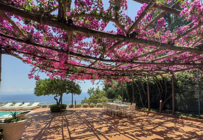 Villa a Amalfi - Villa Bijoux - Lussuosa Villa Vista Mare Villa a Amalfi - Villa Bijoux - Lussuosa Villa Vista Mare