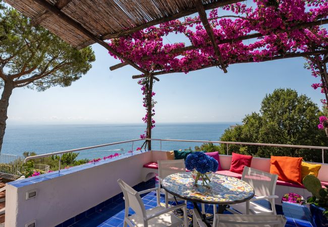 Villa a Amalfi - Villa Bijoux - Lussuosa Villa Vista Mare Villa a Amalfi - Villa Bijoux - Lussuosa Villa Vista Mare