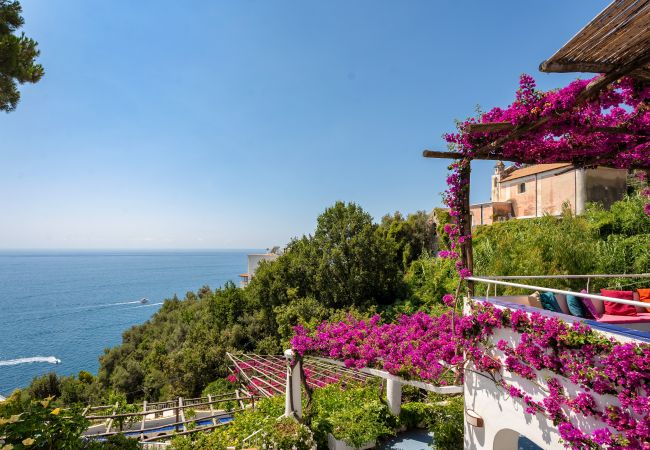 Villa a Amalfi - Villa Bijoux - Lussuosa Villa Vista Mare Villa a Amalfi - Villa Bijoux - Lussuosa Villa Vista Mare
